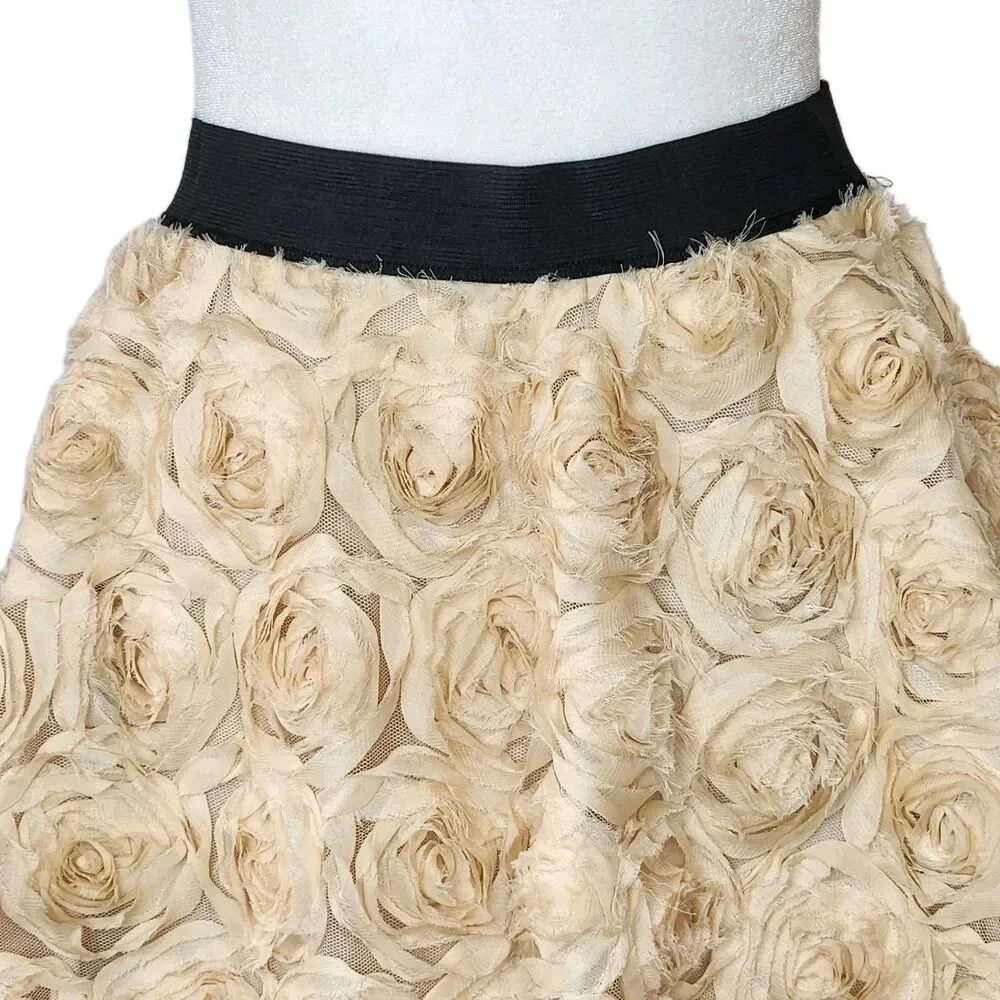 Free People 3D Textured Cream Floral Rose Skirt Medium Fairycore Balletcore